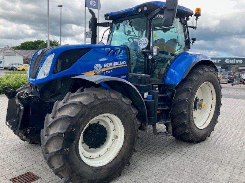 New Holland T7.215 S (SFK)