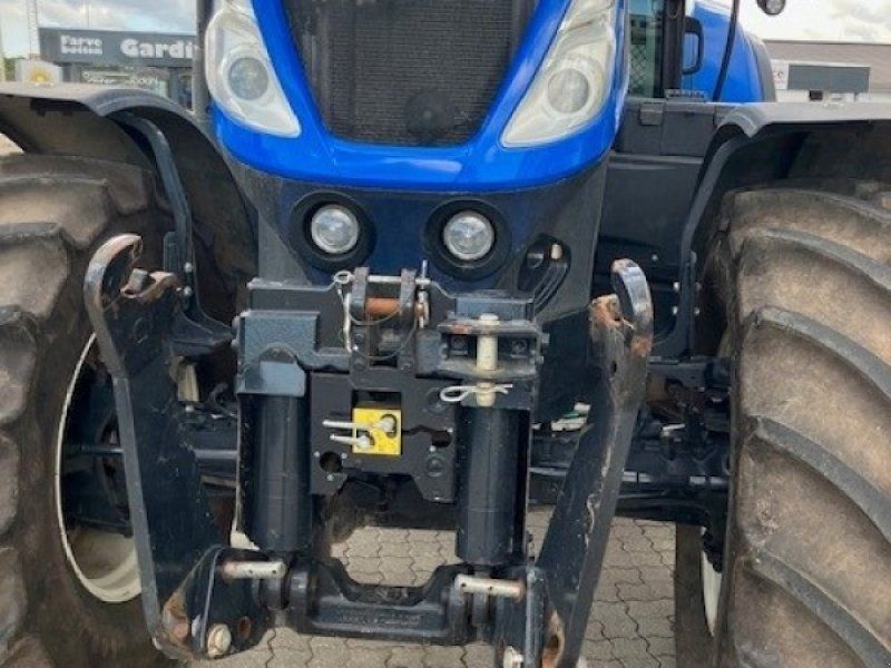 New Holland T7.215 S (SFK)