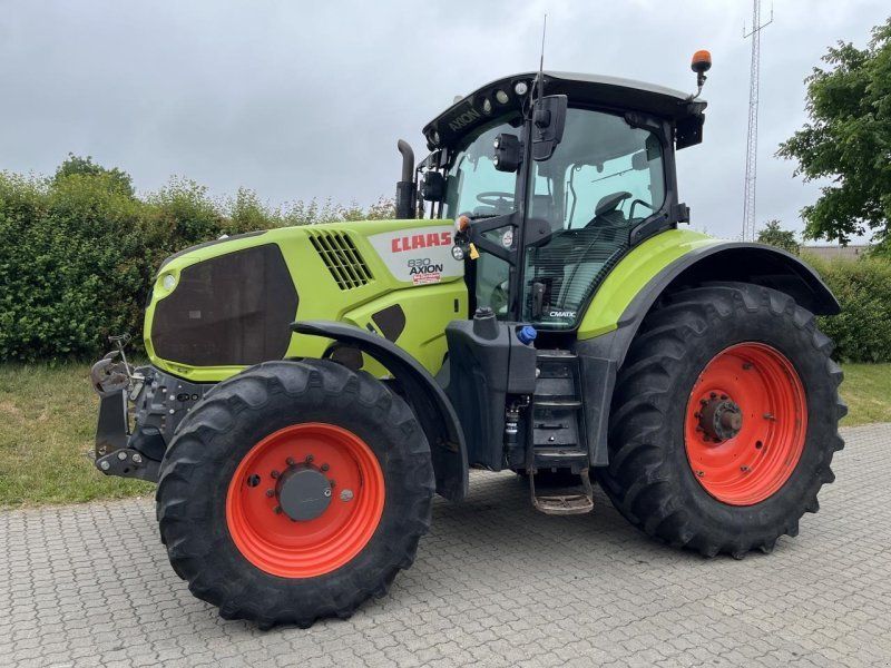 Claas Axion 830