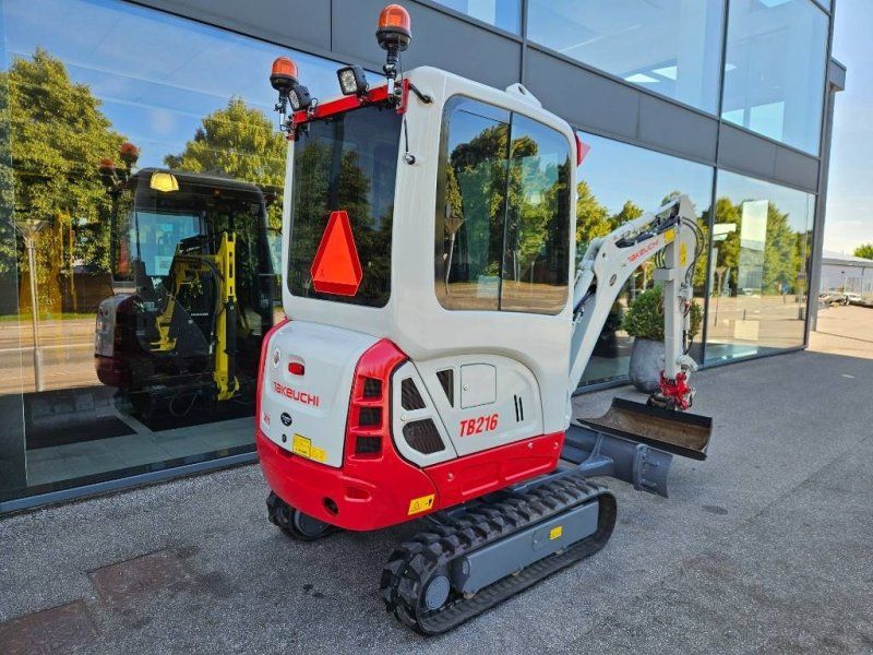 Takeuchi TB 216