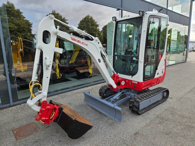 Takeuchi TB 216