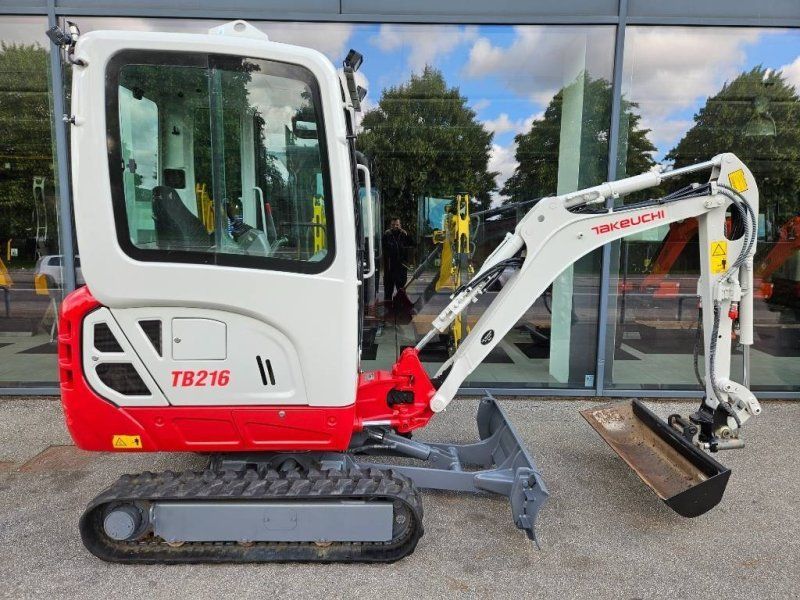 Takeuchi TB 216