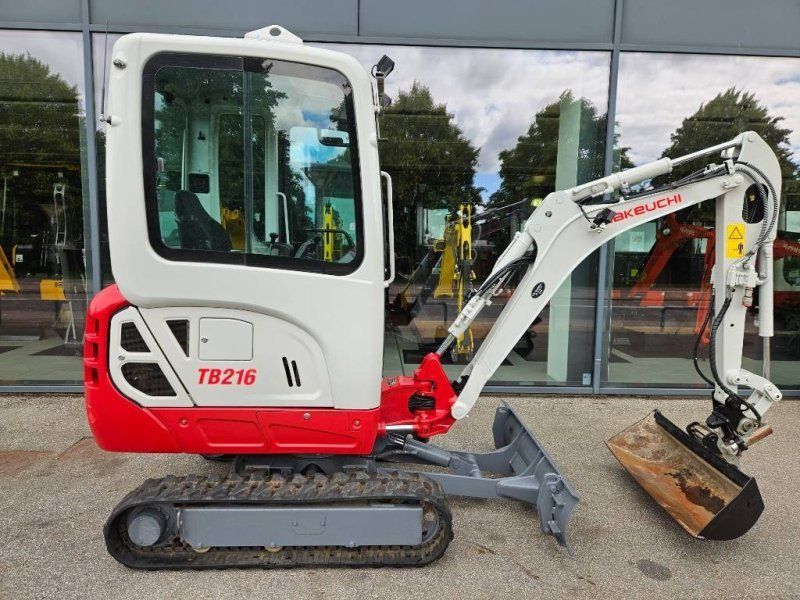 Takeuchi TB 216