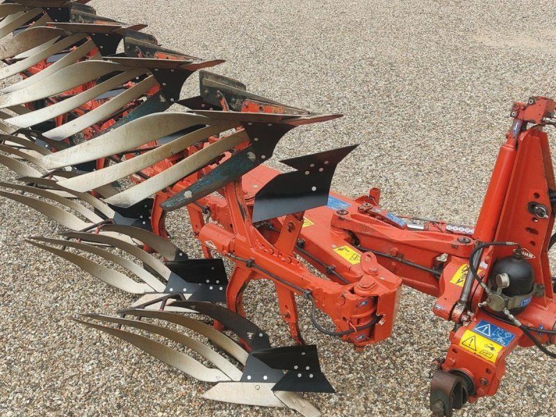 Kuhn 5 furet Vari-Master 151 VL-Risteunderplov