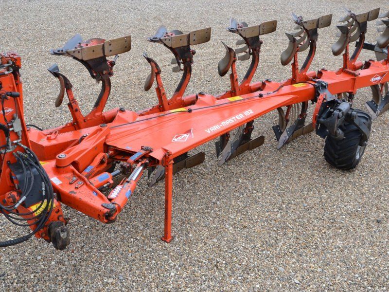 Kuhn VARI-MASTER 182 6 furet  Gennem-renoveret, affjedret topstang