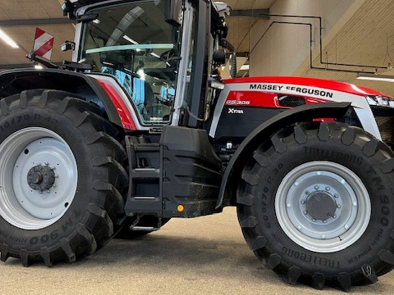 Massey Ferguson 8S.305 Dyna VT Leje fra 166kr/time