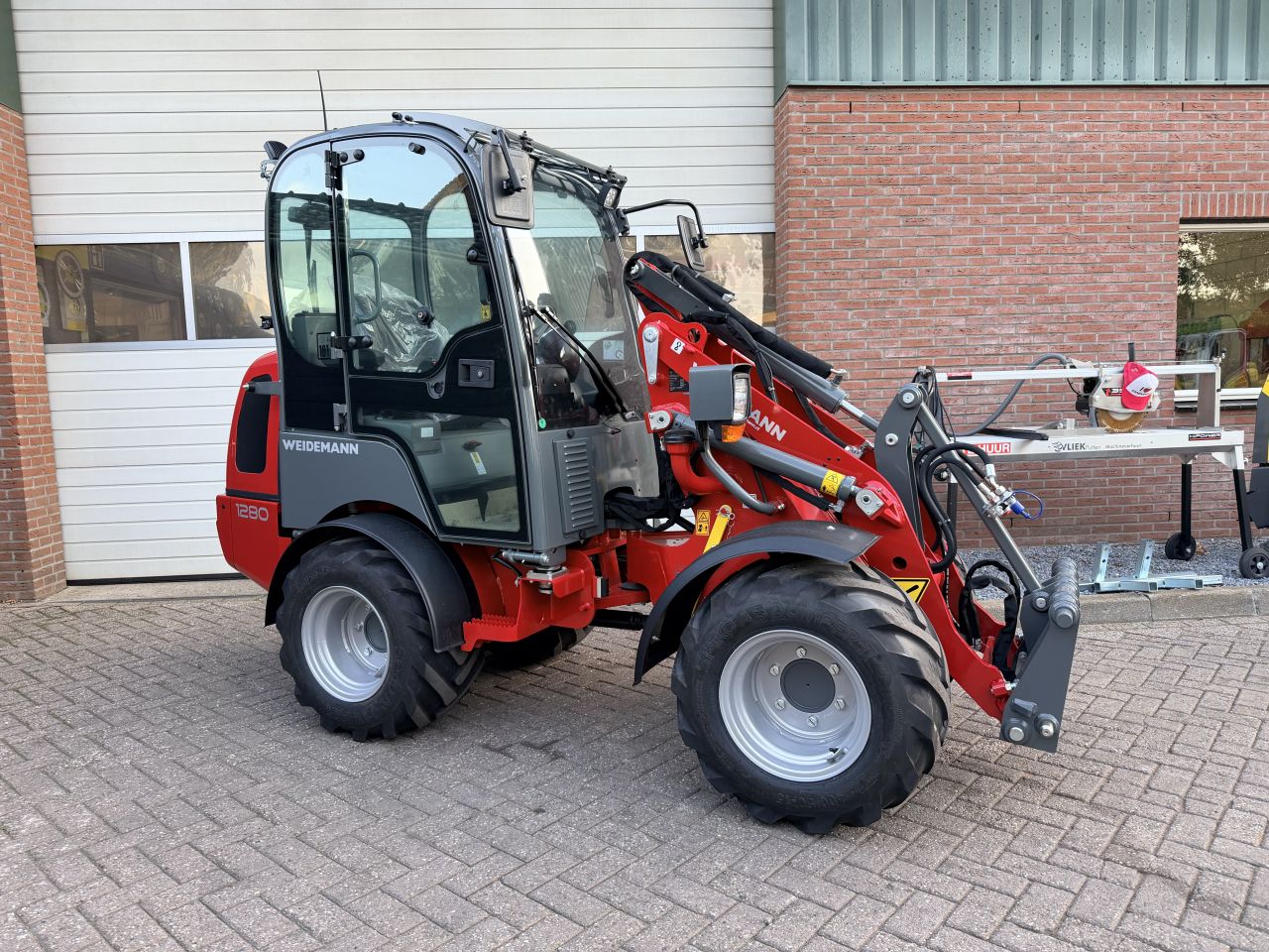 Weidemann 1280 met cabine
