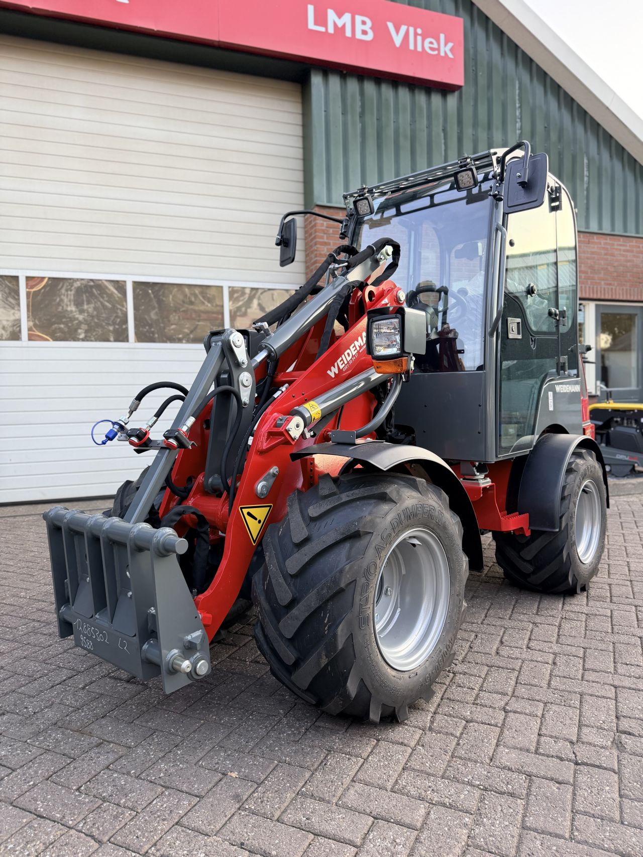 Weidemann 1280 met cabine