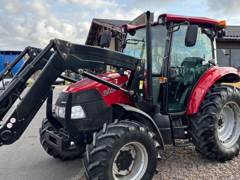 Case IH Farmall 65A