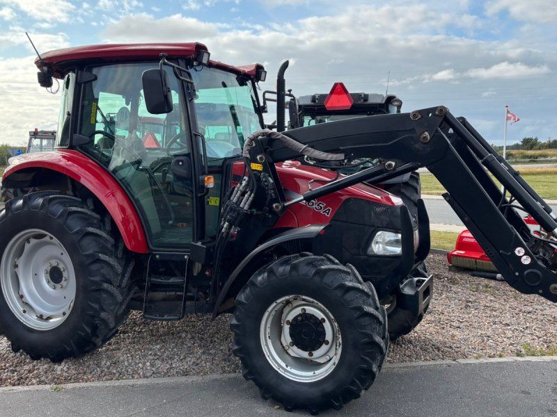 Case IH Farmall 65A