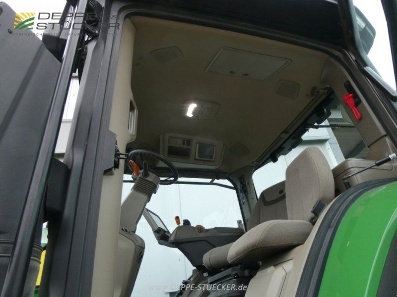 John Deere 7R 330