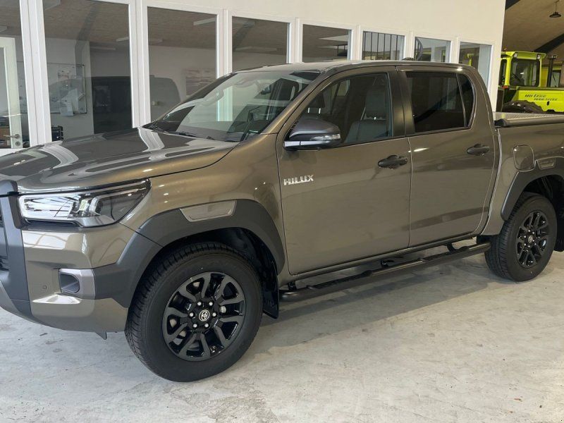Toyota Hilux 2.8