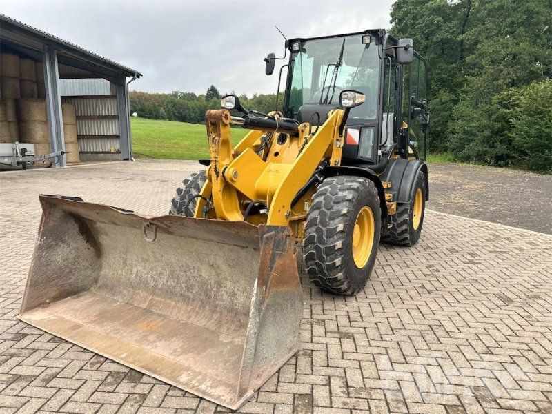 Caterpillar 908M