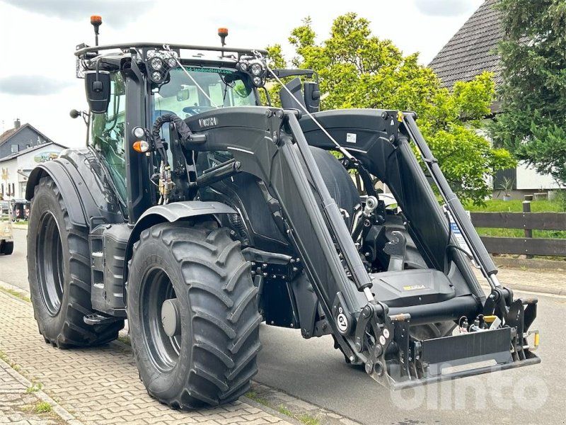 Valtra T215 D