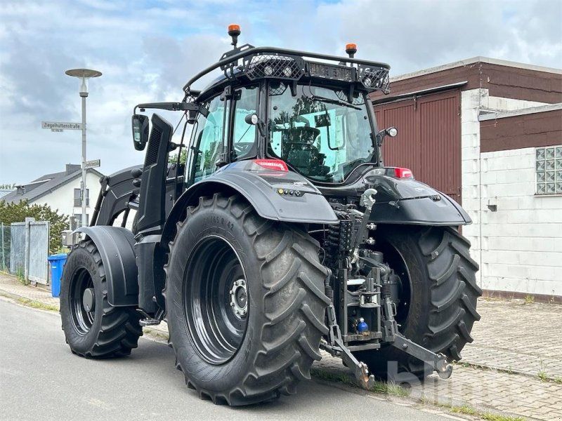 Valtra T215 D