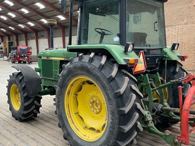 John Deere 3640