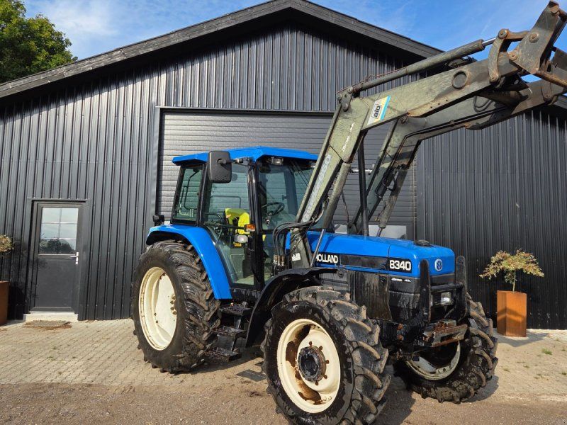 New Holland 8340