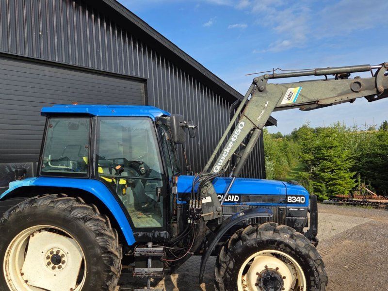 New Holland 8340