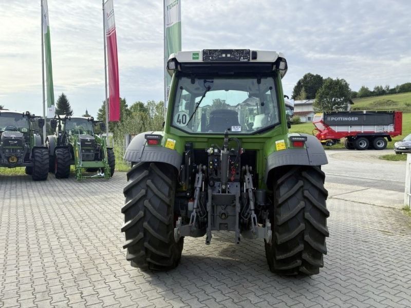 Fendt 211 VARIO GEN3 PROFI