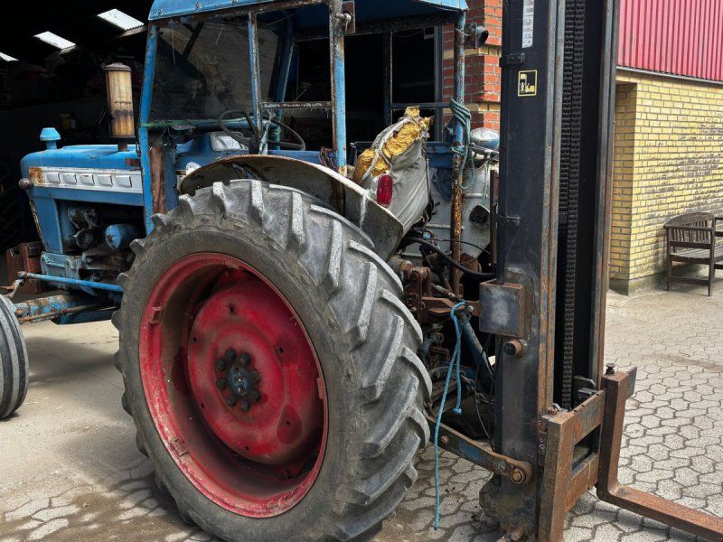 Ford 5000