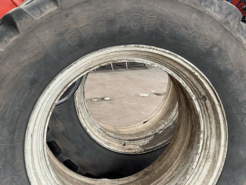 650/65R42