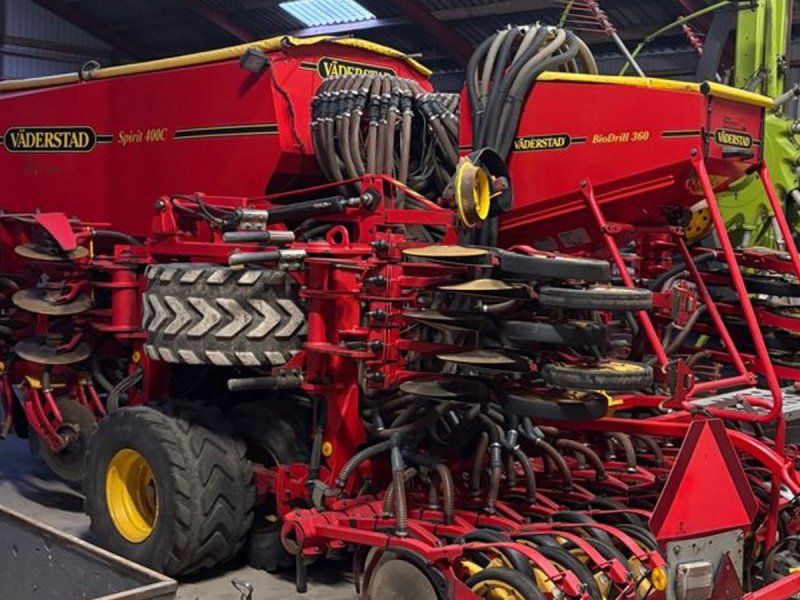 Väderstad Spirit 400C med BioDrill og kran