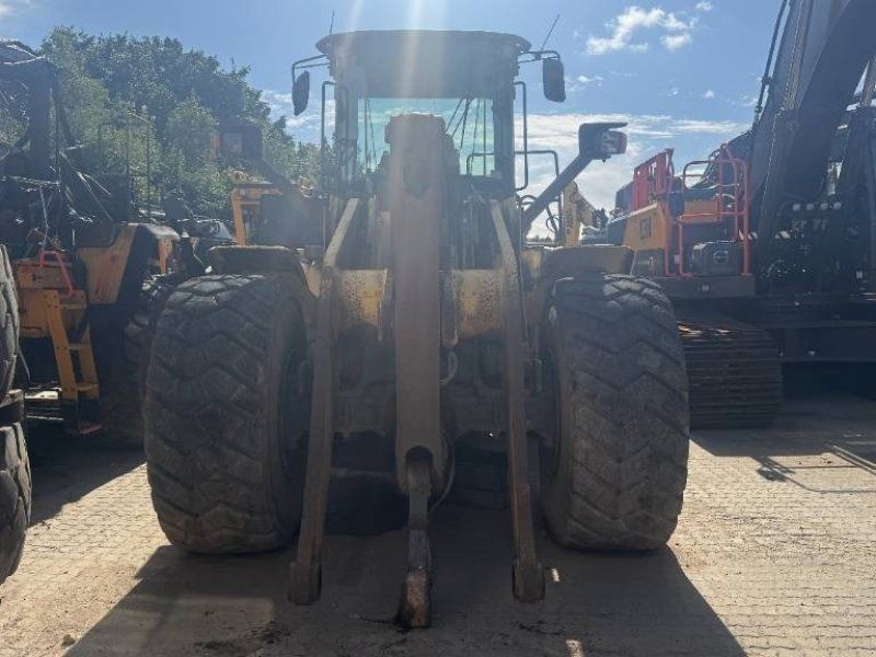 New Holland W 270 B