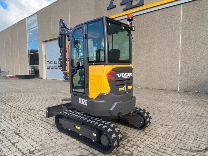 Volvo ECR 25 D