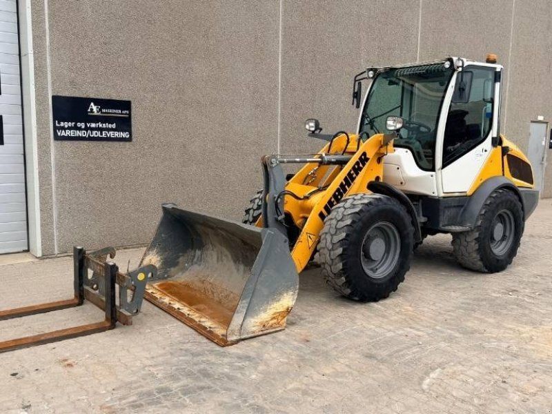 Liebherr L506C