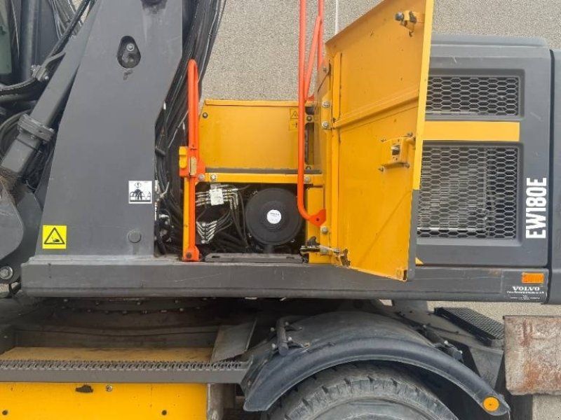 Volvo EW 180 E