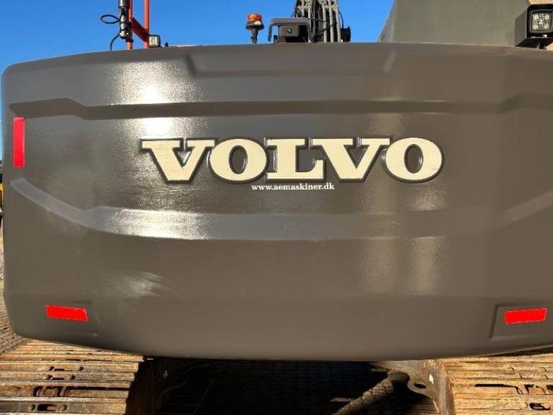 Volvo EC 220 E