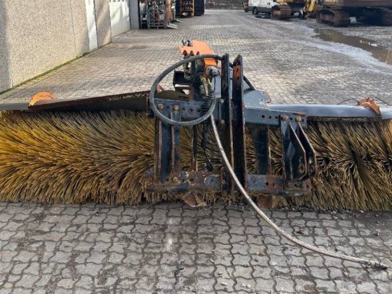 Kost trepunkts hæng