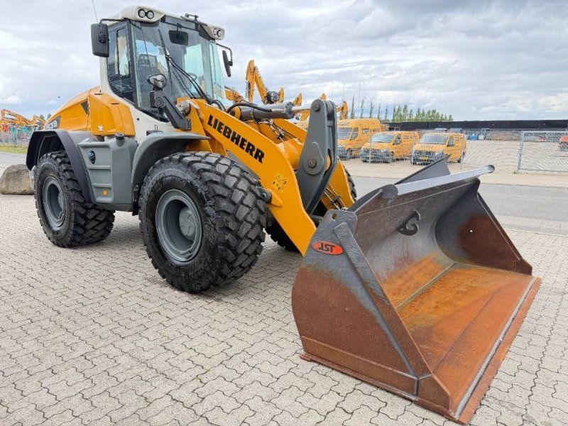 Liebherr L 538