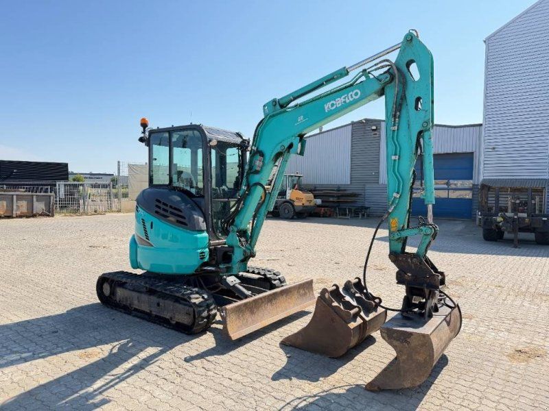 Kobelco SK 35 SR-6E