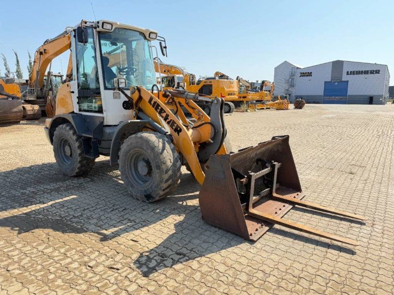 Liebherr L 507