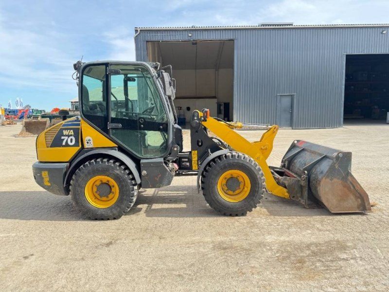 Komatsu WA70-7