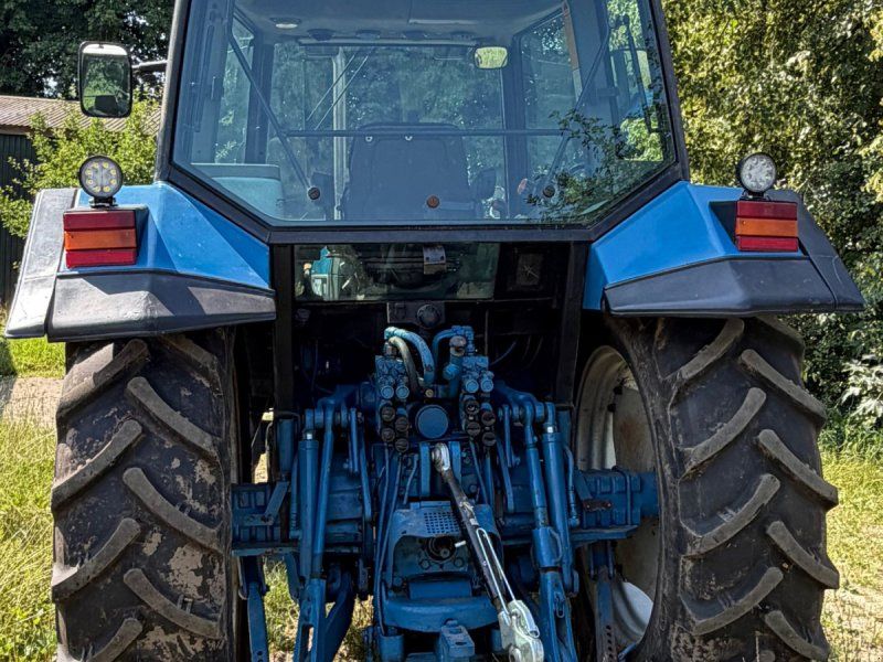 Ford 7840