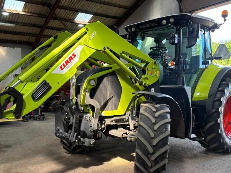 Claas ARION 530 CIS