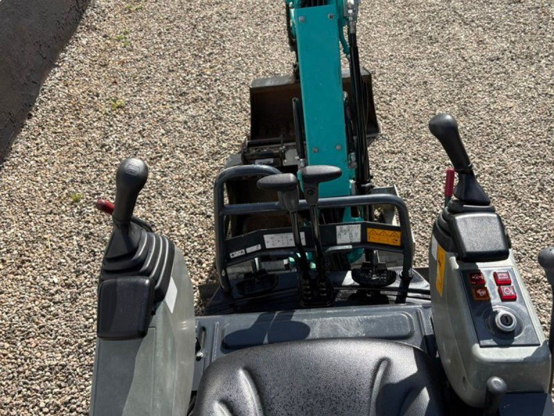 Kobelco SK10SR-2