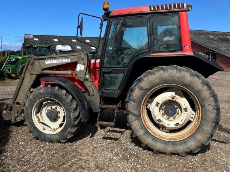 Valtra 6400