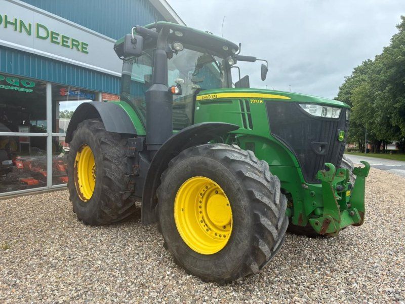 John Deere 7310R
