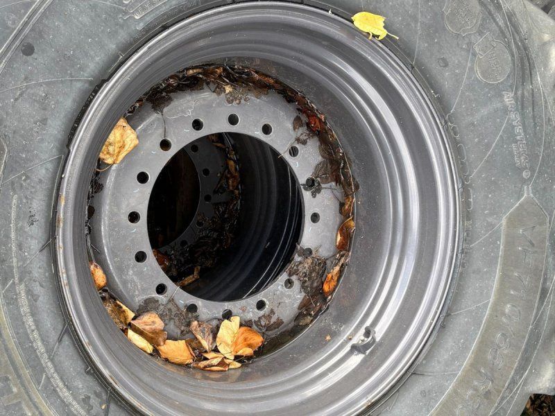 Michelin VF710/65R30