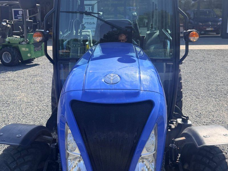 New Holland Boomer 50