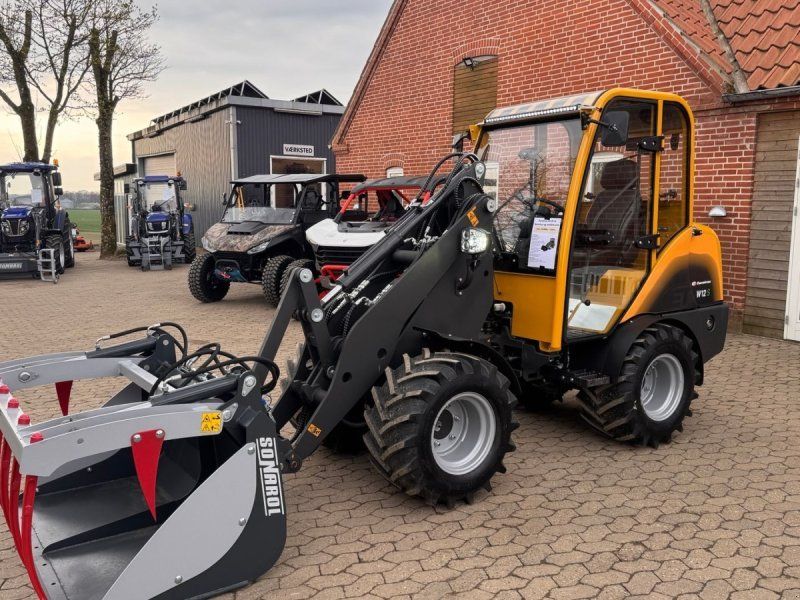 Eurotrac W12S med førerhus