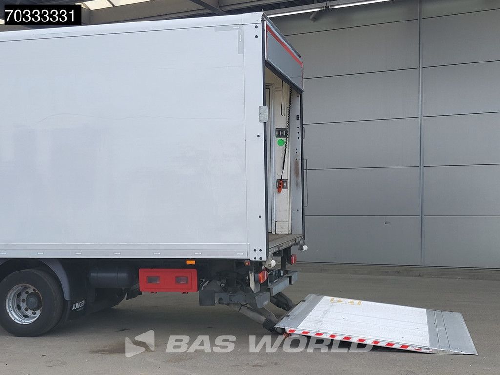 DAF LF 210 4X2 12tonner 1500kg Ladebordwand Automatic ACC Euro 6