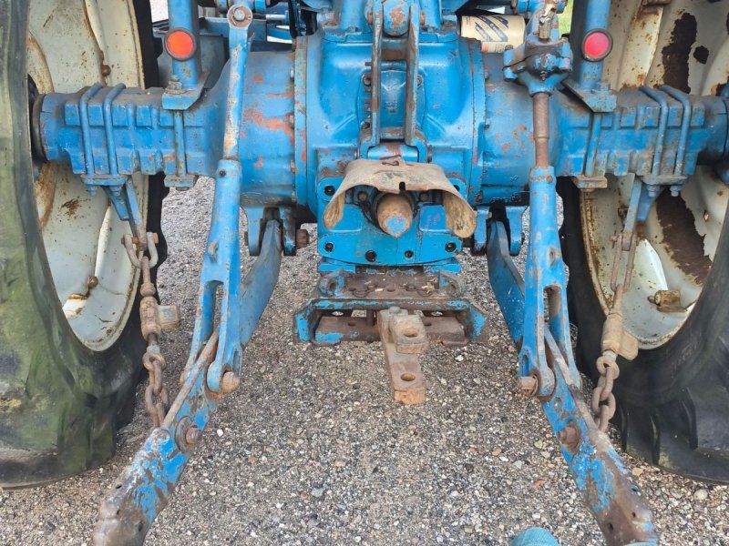 Ford 6700