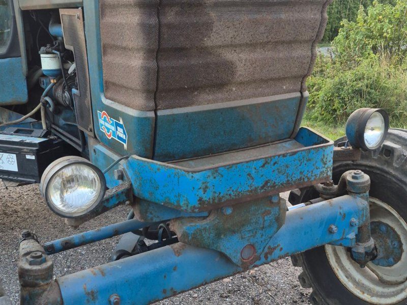 Ford 7700