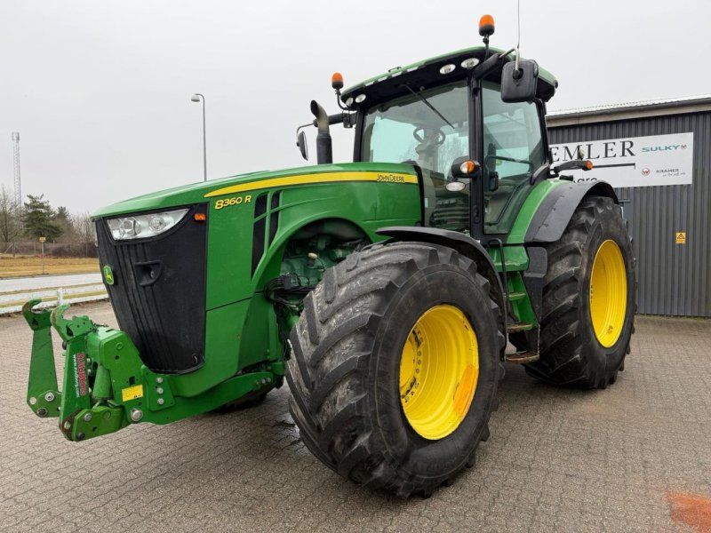 John Deere 8360