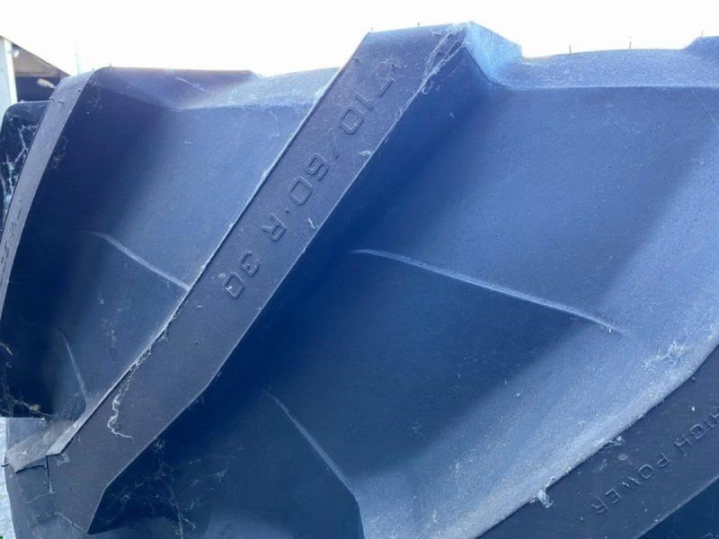 JCB KOMPLETTRÄDER 710/70R30 TRELLEBORG