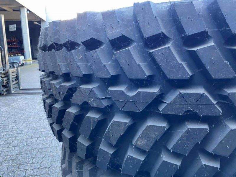 JCB KOMPLETTRÄDER 600/65R34 NOKIAN